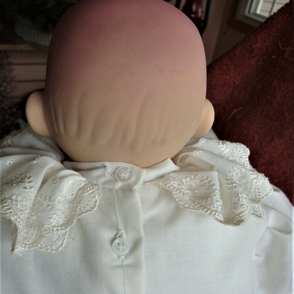 Vintage Porcelain w/Cloth Body Baby Doll Hobbyist/Unmarked - Picture 7 of 13
